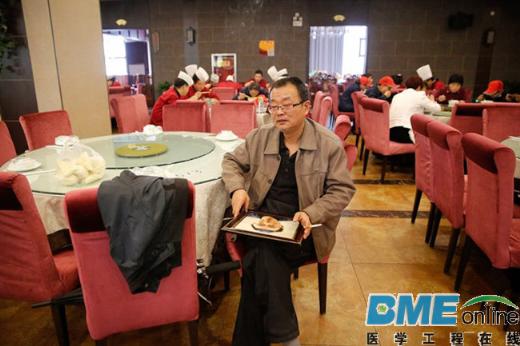 新华社评“魏则西事件”：搜索要靠计算而非“算计”