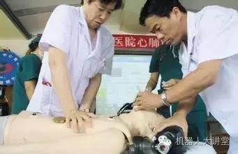 盘点：几款成熟实用的医疗机器人