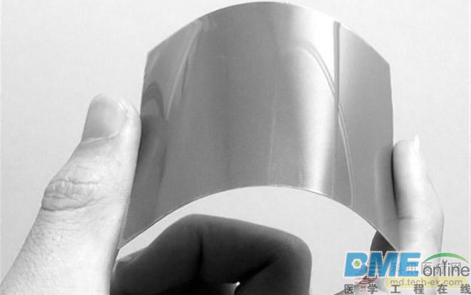 中国科学家：石墨烯能让聋哑人“开口说话”