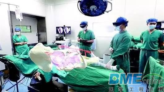 武汉协和医院成功借助MR技术引导髋部骨折手术